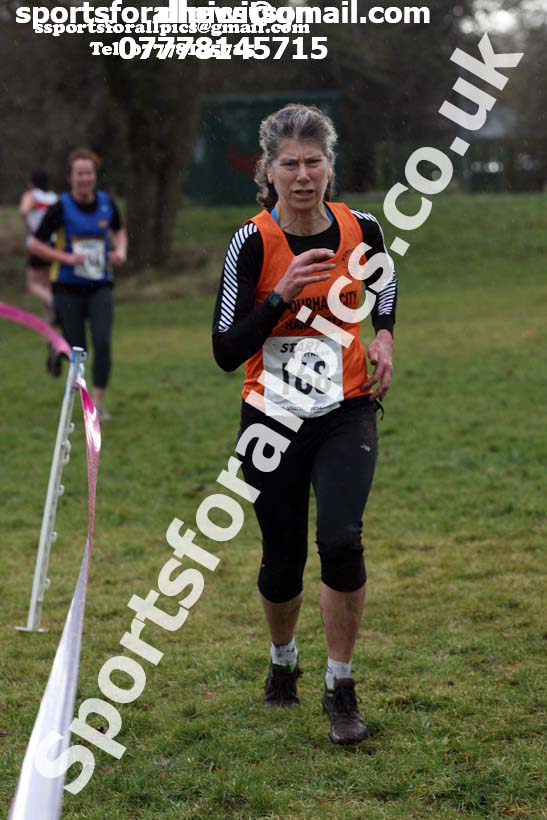 Womens 35s and over and mens 65 and over, 2018 North Eastern Masters, Darlington. Photo: David T. Hewitson/Sports for All Pics